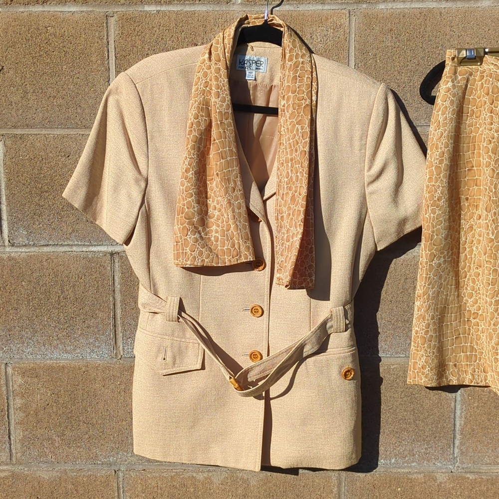 Kasper Cream Short-Sleeve Belted Blazer And Skirt Set, 14P - Picture 11 of 15